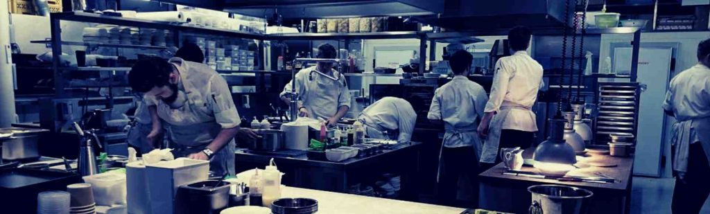 Bulut mutfaklar restoran girişimcileri için neden büyük bir gidilmesi gereken yeni yoldur Bulut mutfaklar restoran girişimcileri için neden büyük bir gidilmesi gereken yeni yoldur